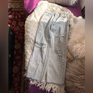 Blue ripped jeans size 26